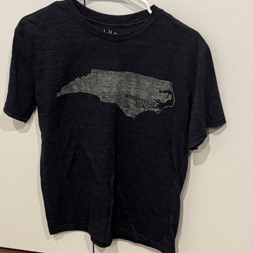 Blue 84 Women's Black Wrightsville Beach Short Sleeve Tee